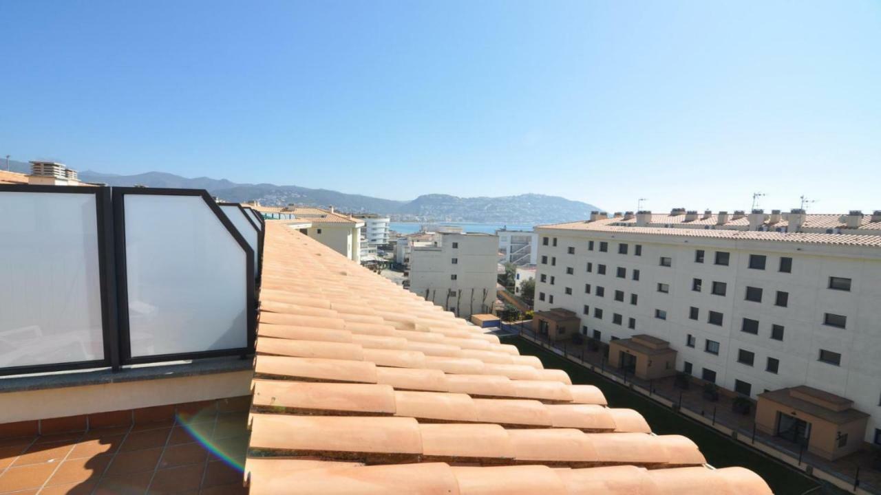 Roses Confort Beach Ev Milleni Exterior photo