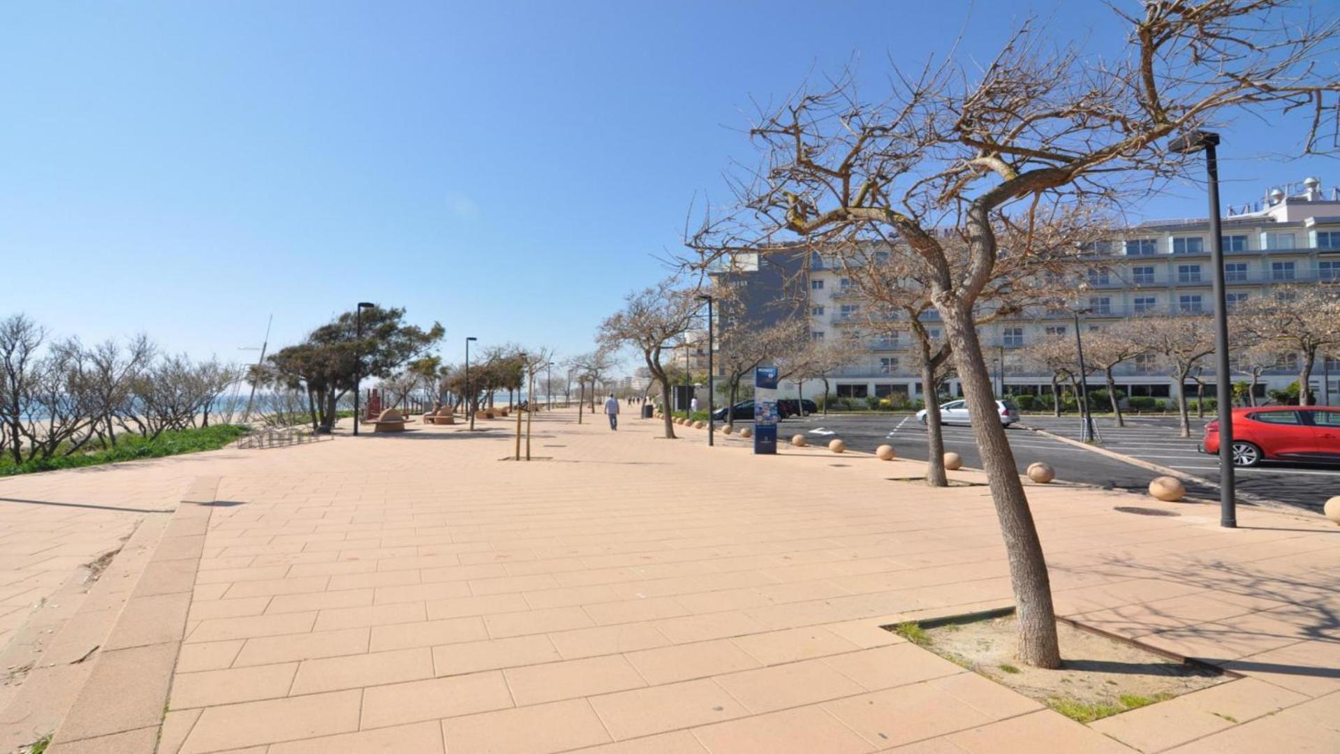 Roses Confort Beach Ev Milleni Exterior photo